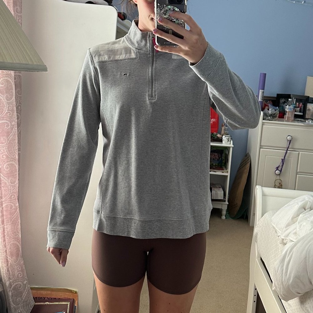 Grey Vineyard Vines Quarter Zip